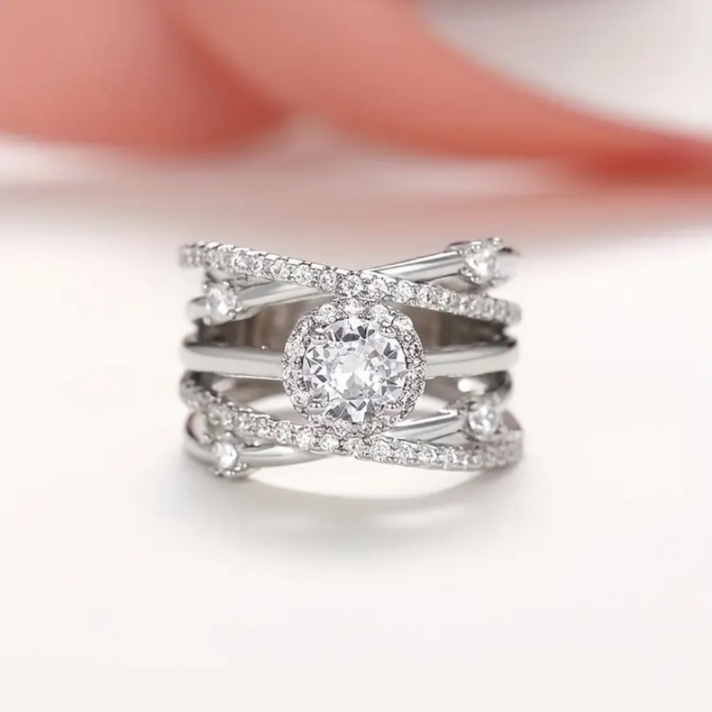 9.25 Sterling  Silver & Moissanite Women's Ring